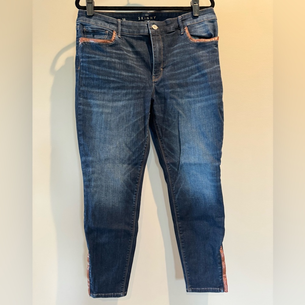 White House Black Market crop skinny jeans